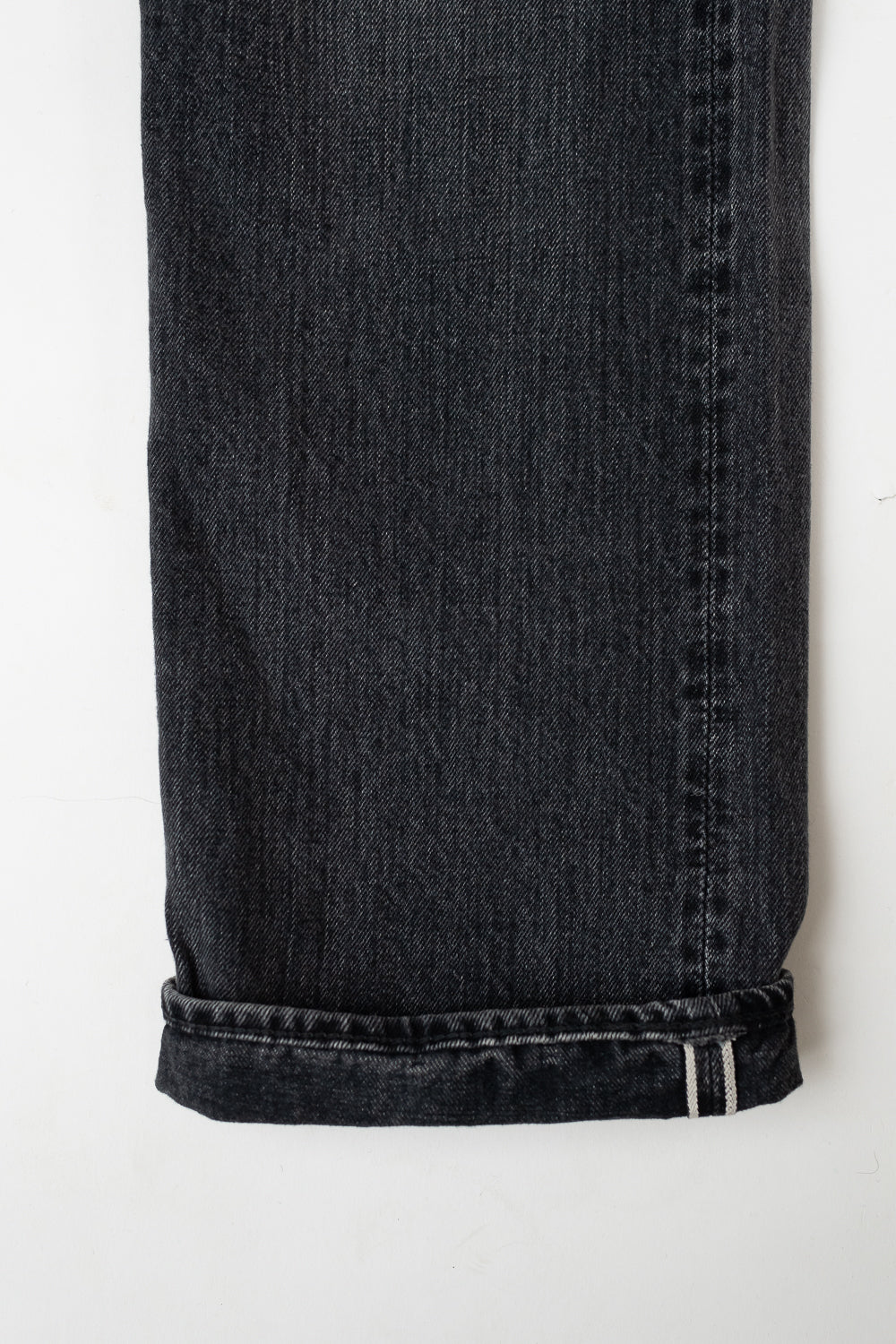 01-1050W-D61S - 105 - Standard Fit Selvedge Denim - Black Stone