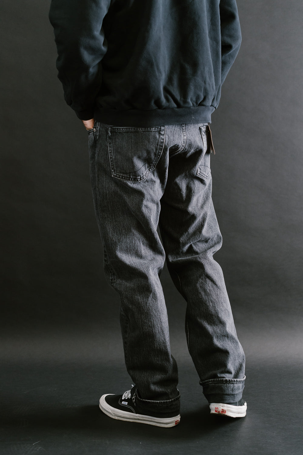 01-1050W-D61S - 105 - Standard Fit Selvedge Denim - Black Stone