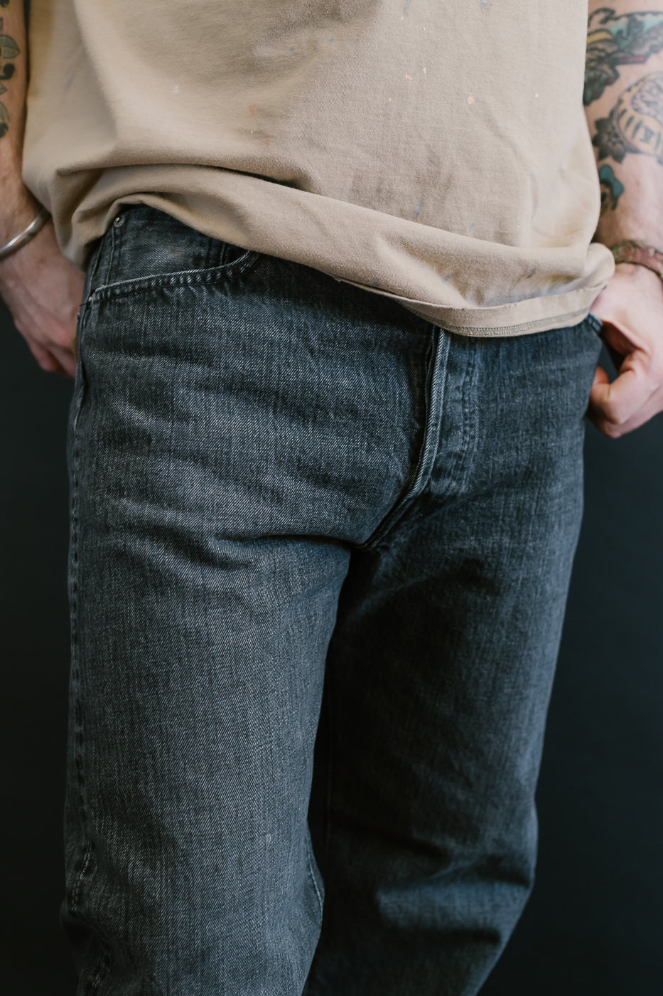 01-1050W-D61S - 105 - Standard Fit Selvedge Denim - Black Stone