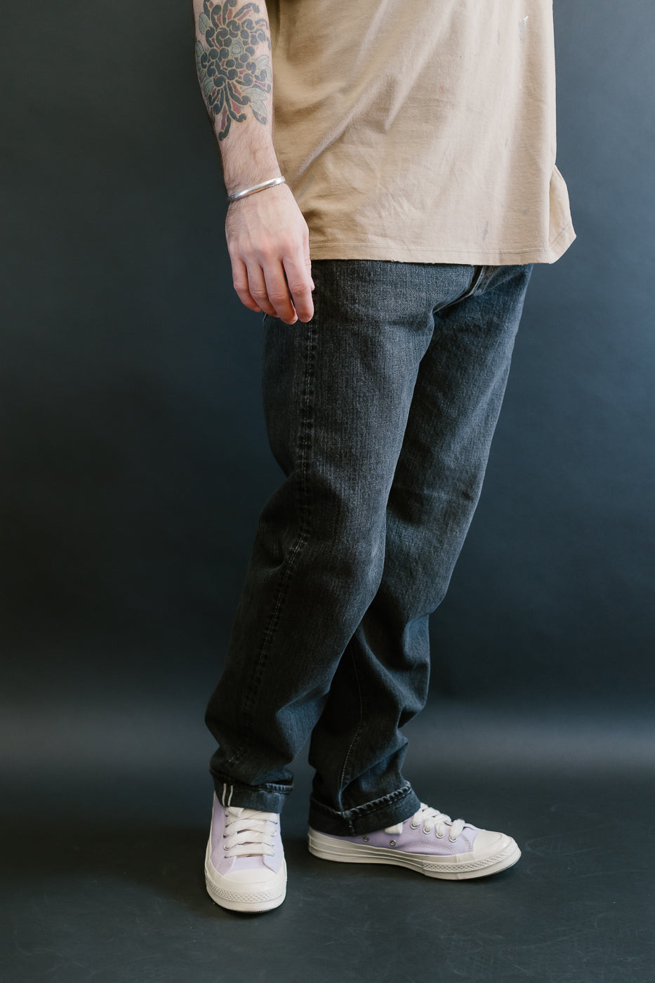 01-1050W-D61S - 105 - Standard Fit Selvedge Denim - Black Stone
