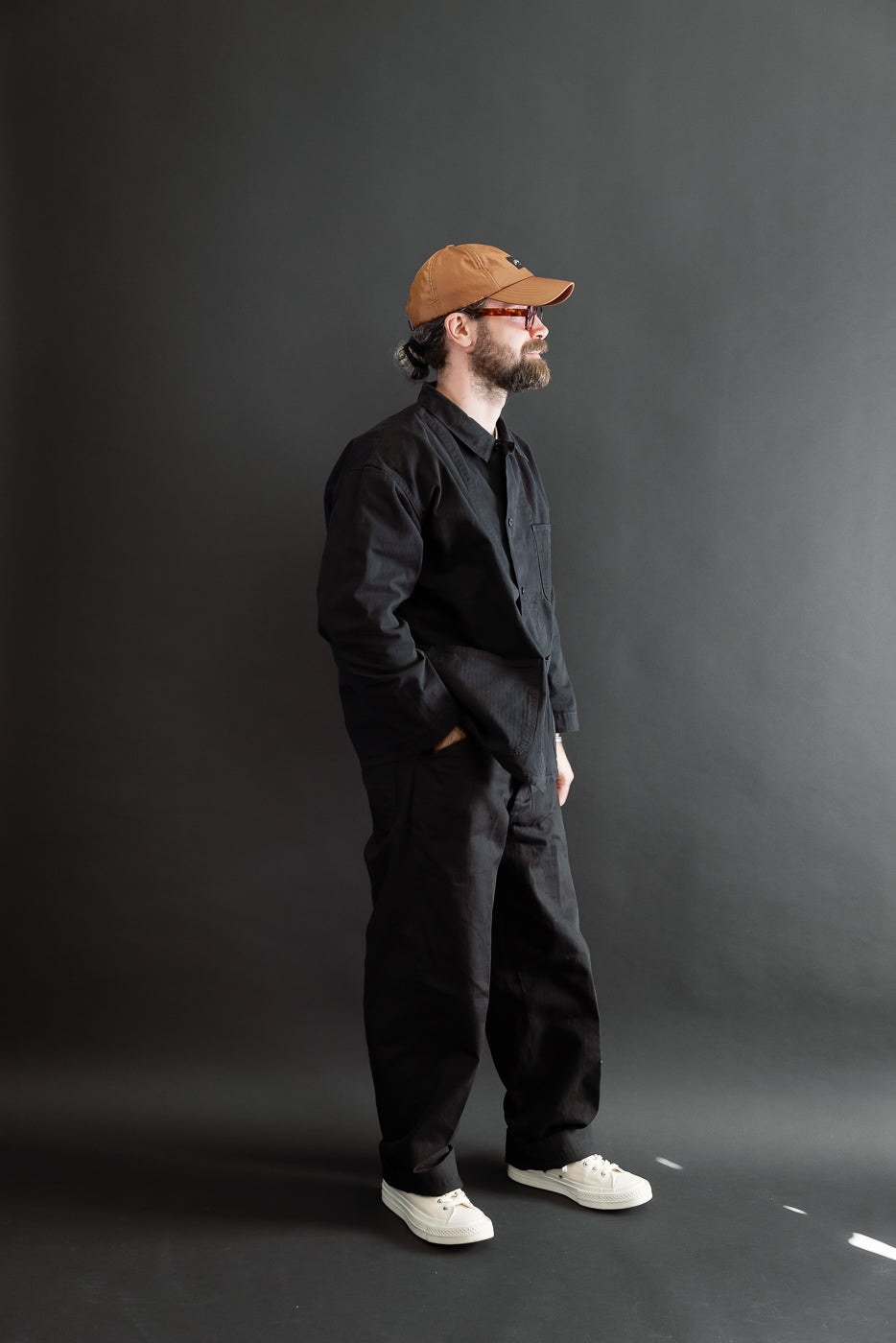 Full body side view of a 5'9