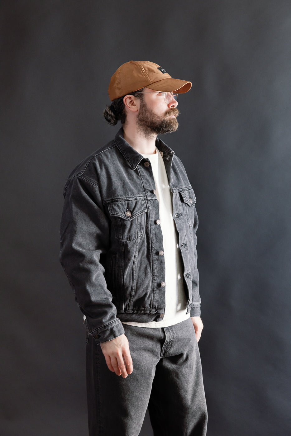 Male model 5'9