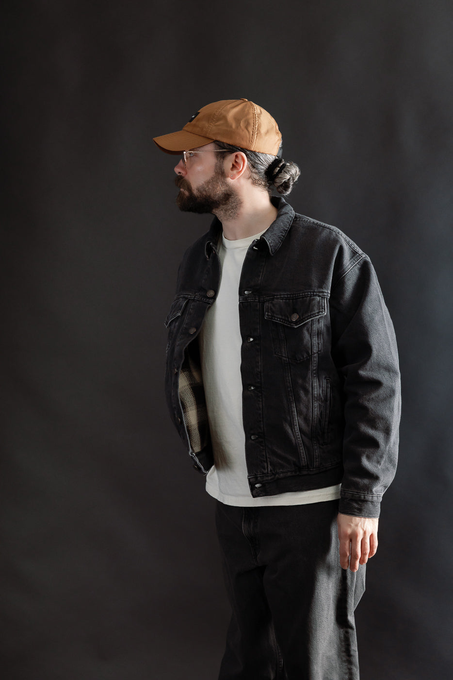 Male model 5'9