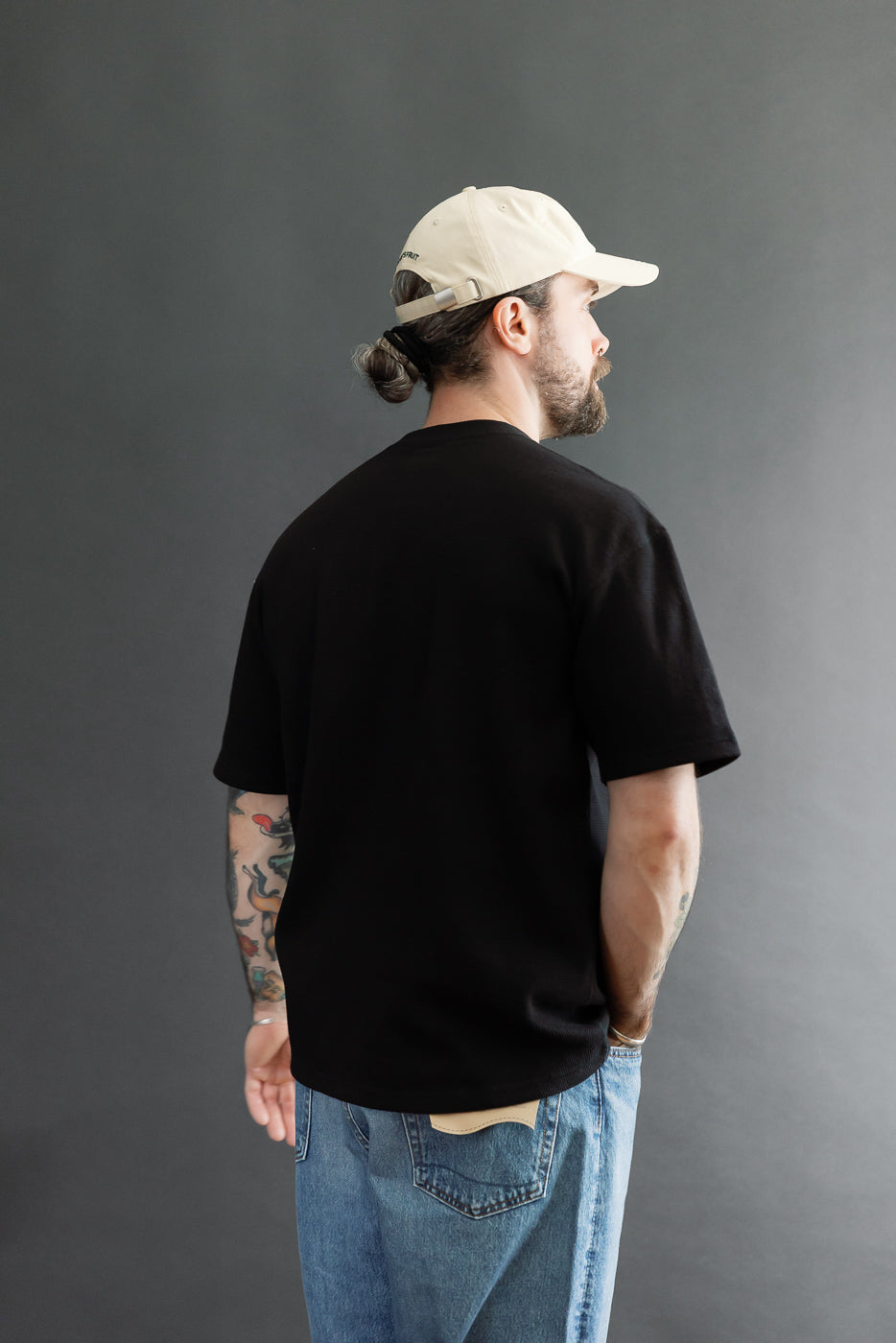 Back view of male model, 5'9