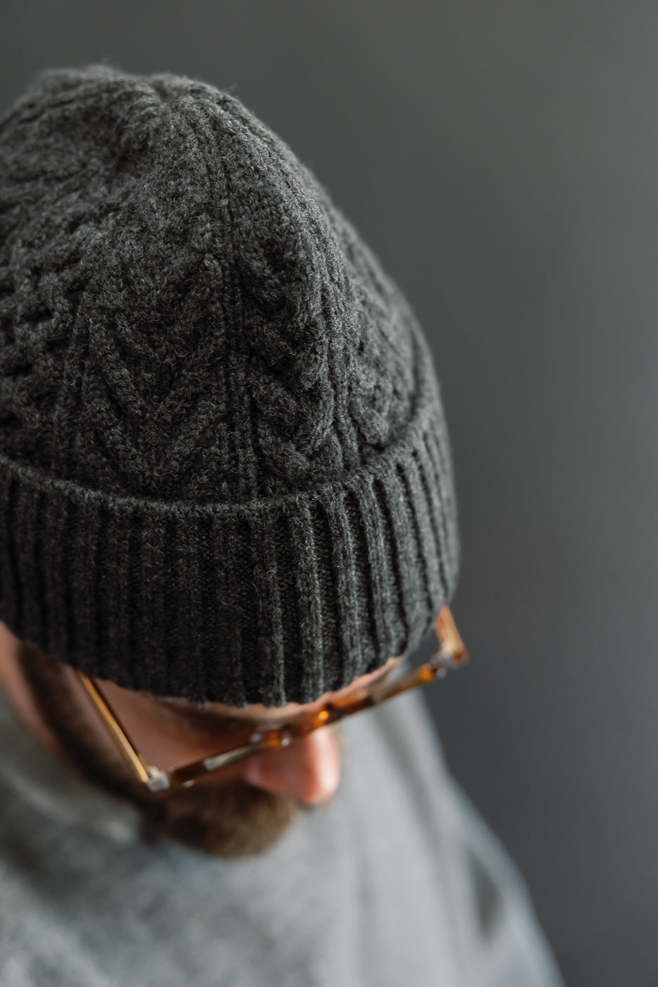 Close-up of a male model, 5'9