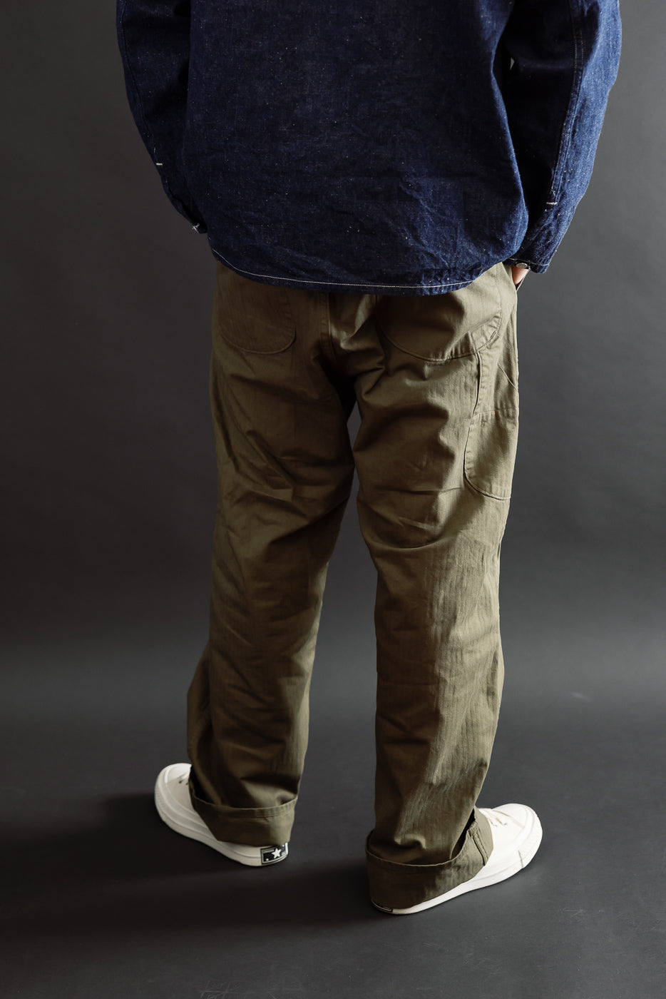Back view, full body of a male model, 5'9