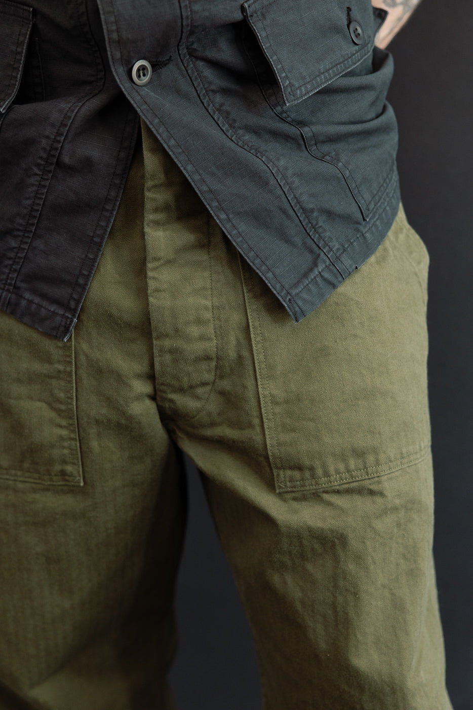 03-V5002-76k - Vintage Fit Fatigue Pants Herringbone Twill - Army