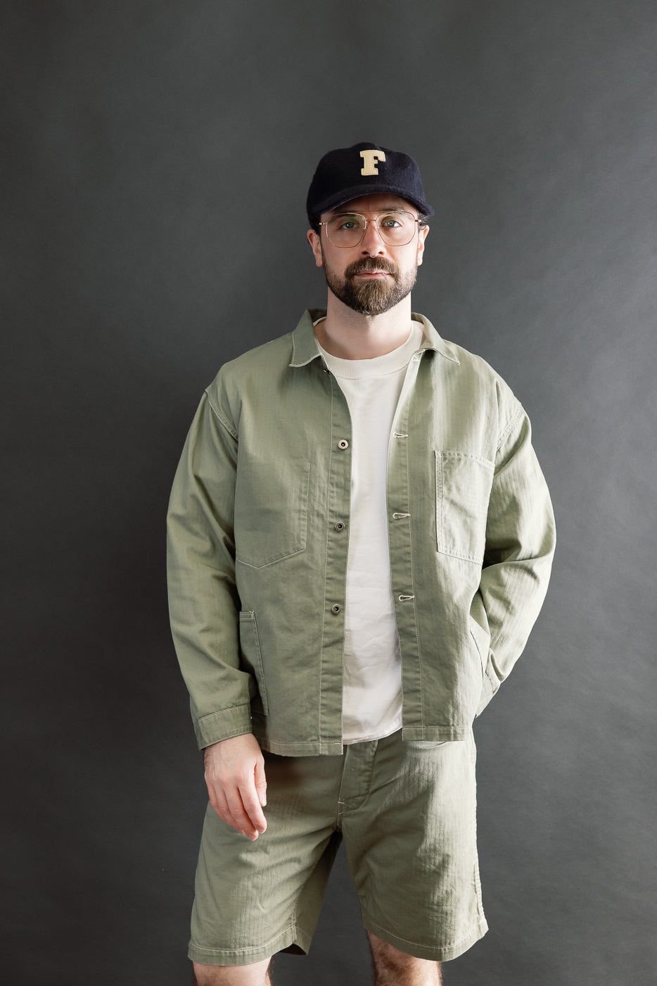 Full body front view of male model, 5'9