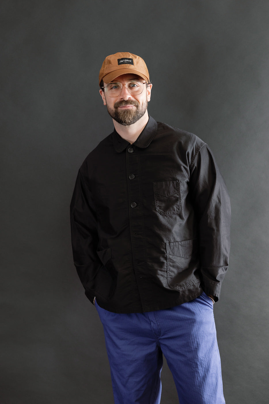 Full body front view of male model, 5'9
