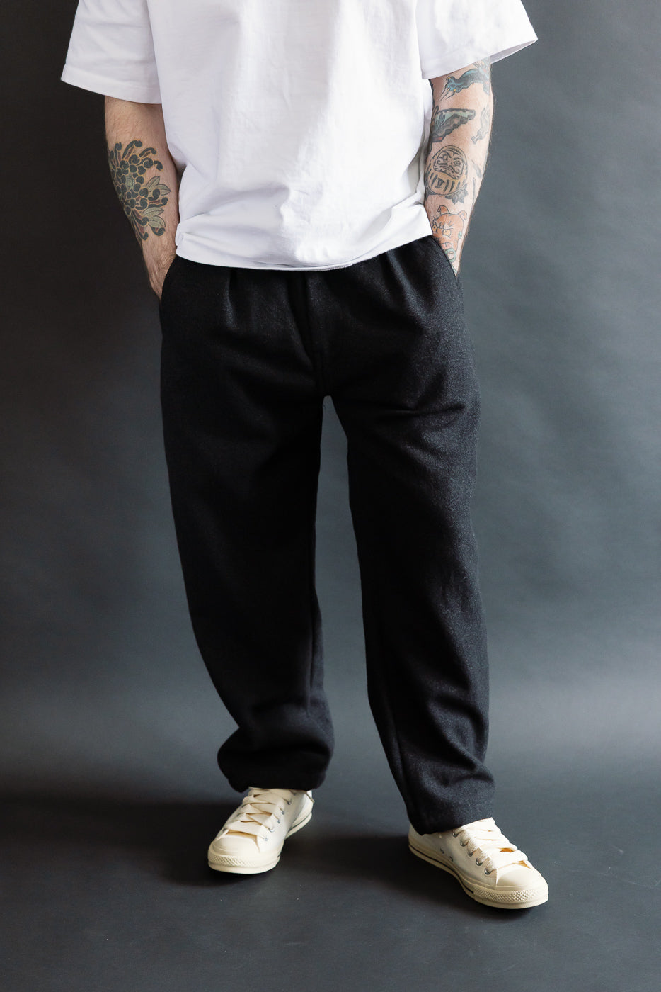 Front view, full body of male model 5'9