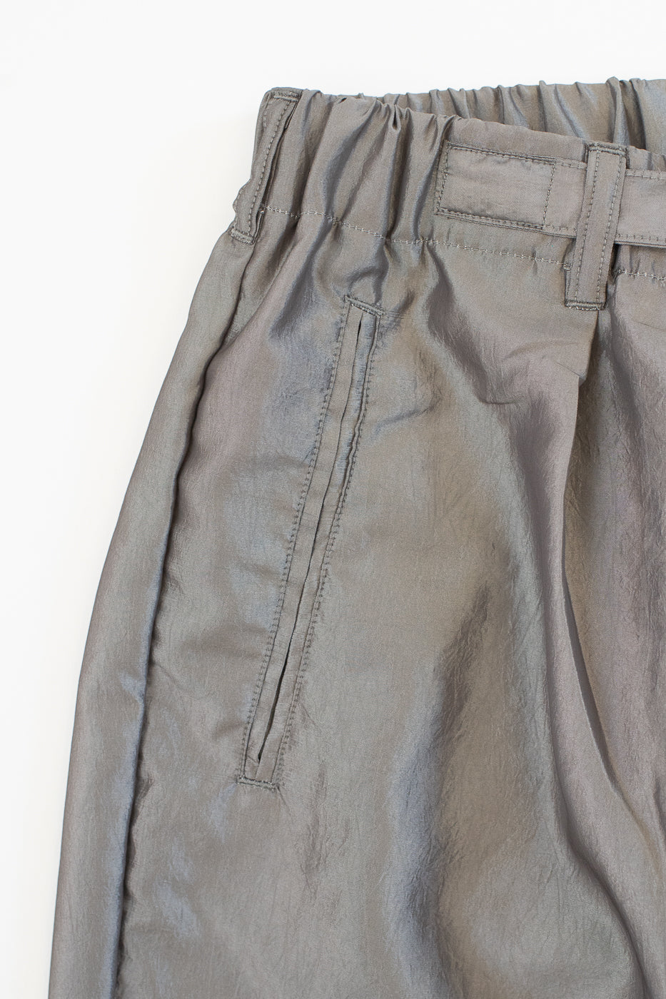 3315-MTS - E-Z Lax 4 Metallic Taffeta - Silver Grey