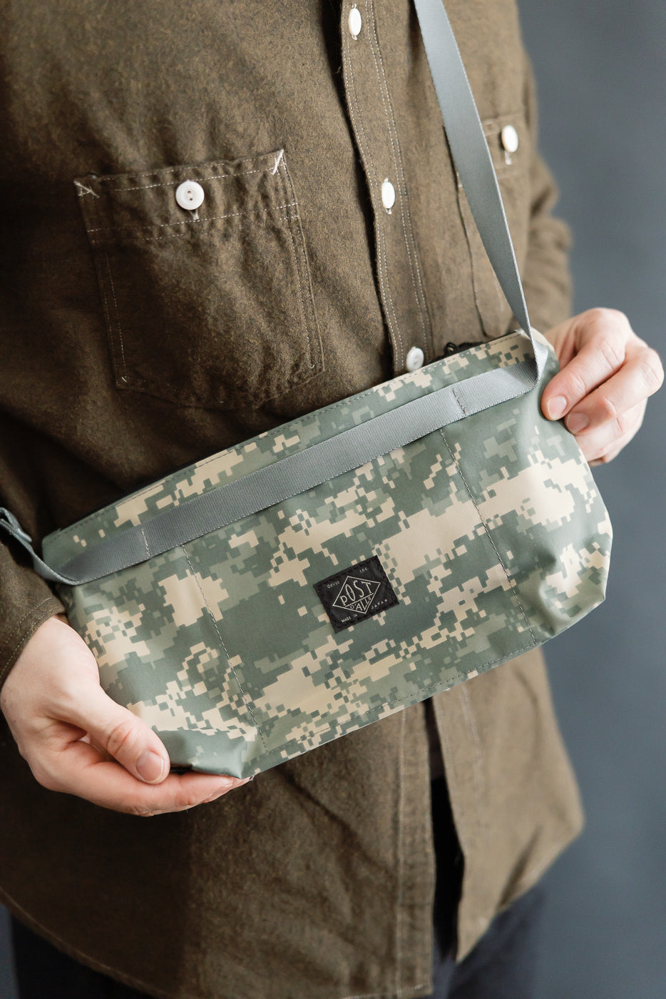 Close-up of male model 5'9