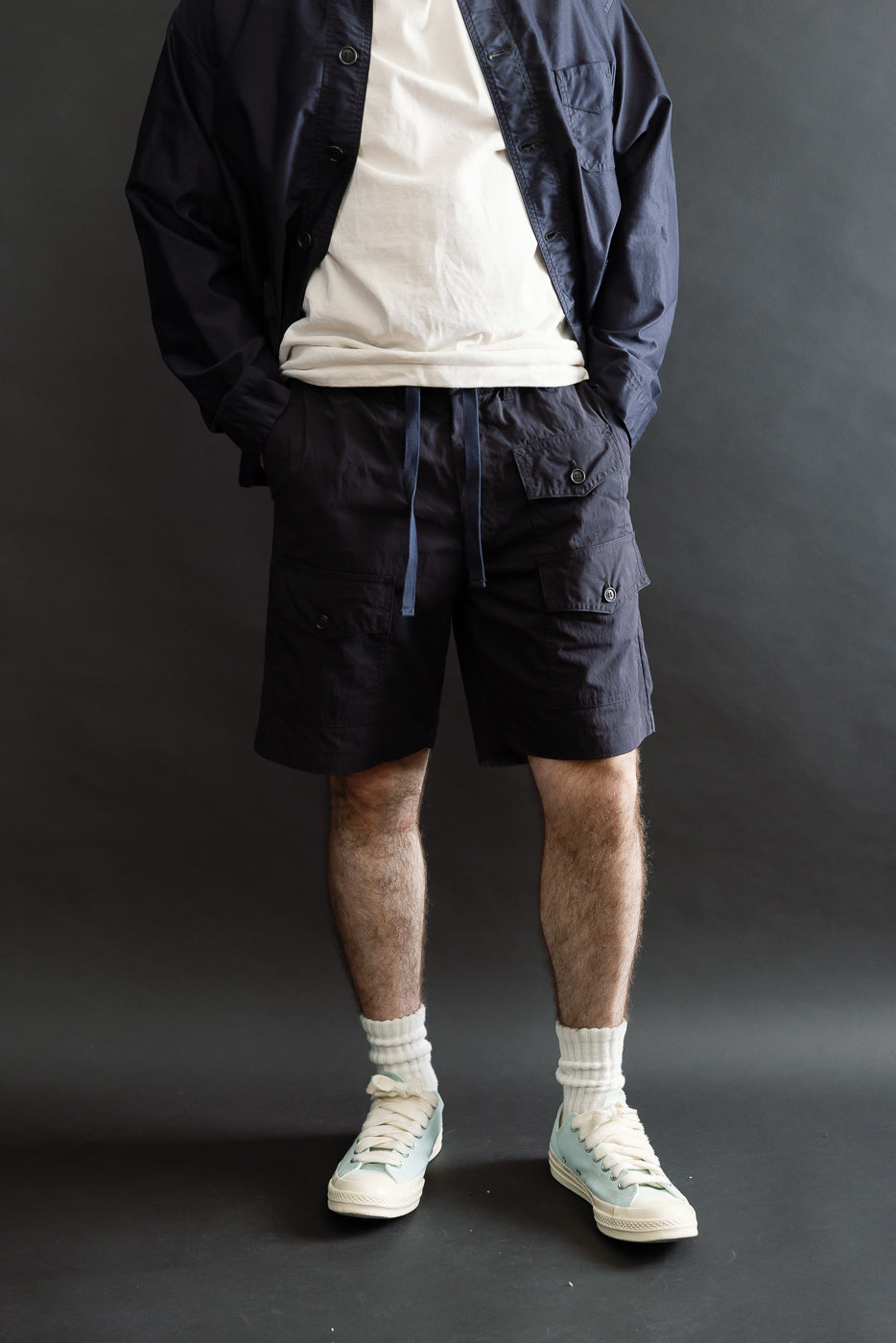 Front view, full body. Male model 5'9