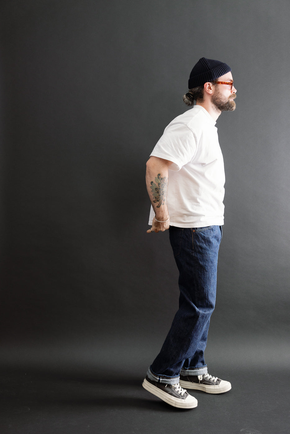 Full body side view of a 5'9