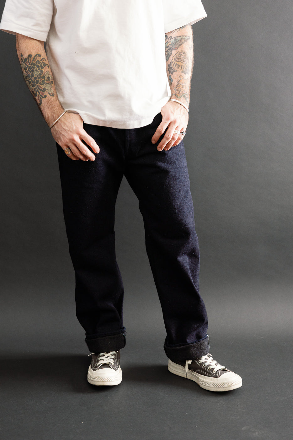 Full body front view of a male model, 5'9