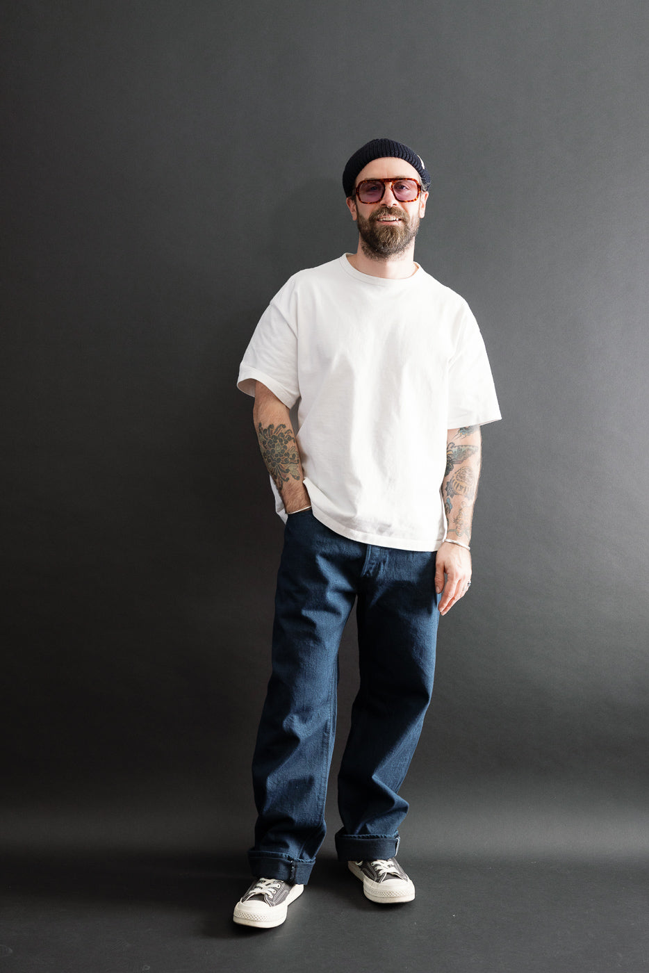 Full body shot of a 5'9