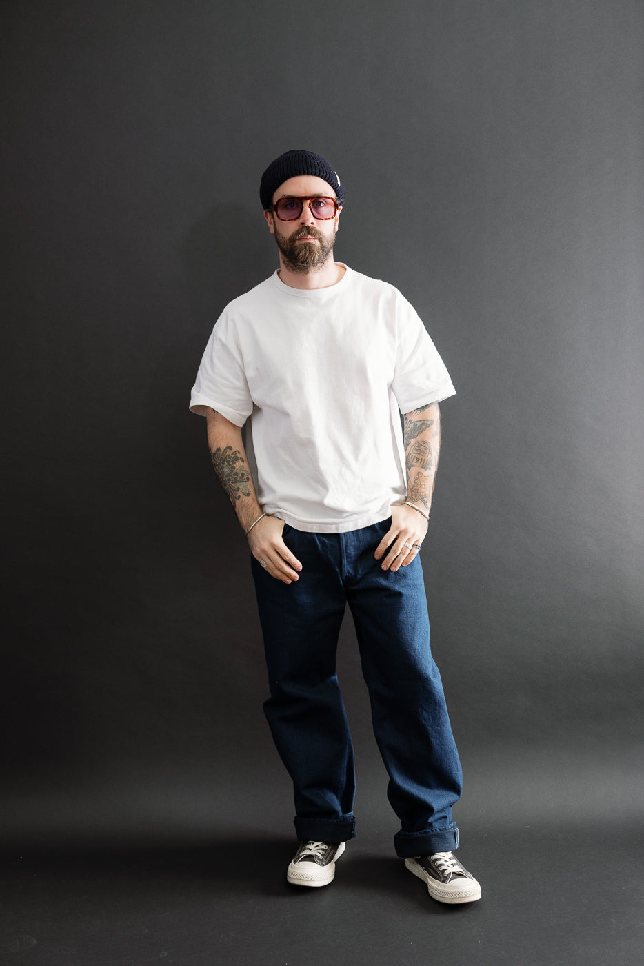 Full body front view of a 5'9