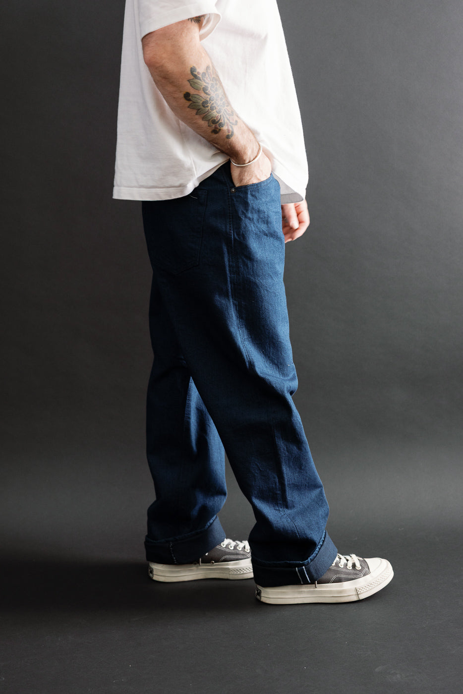 Side view of a 5'9