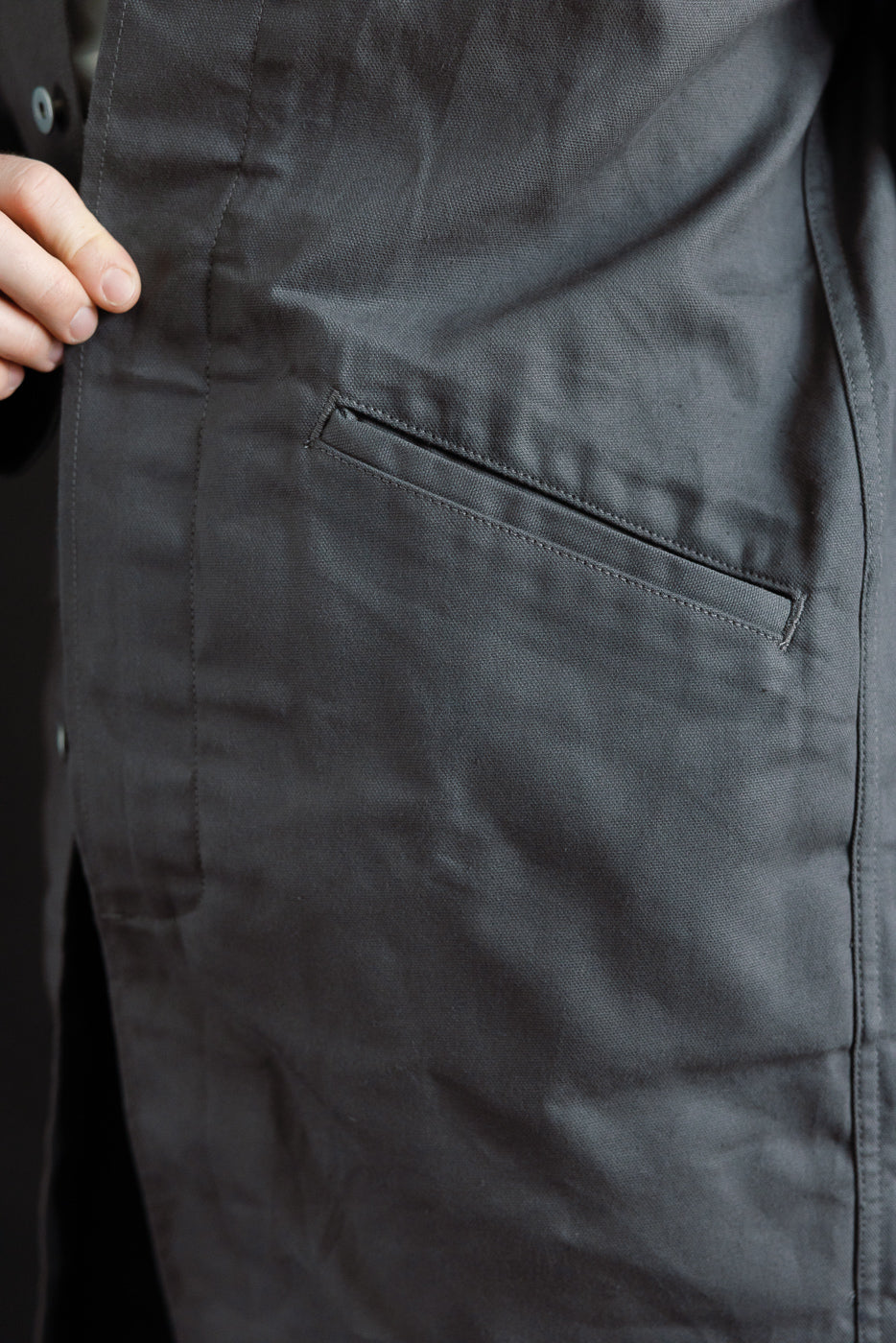 Close-up of male model, 5'9
