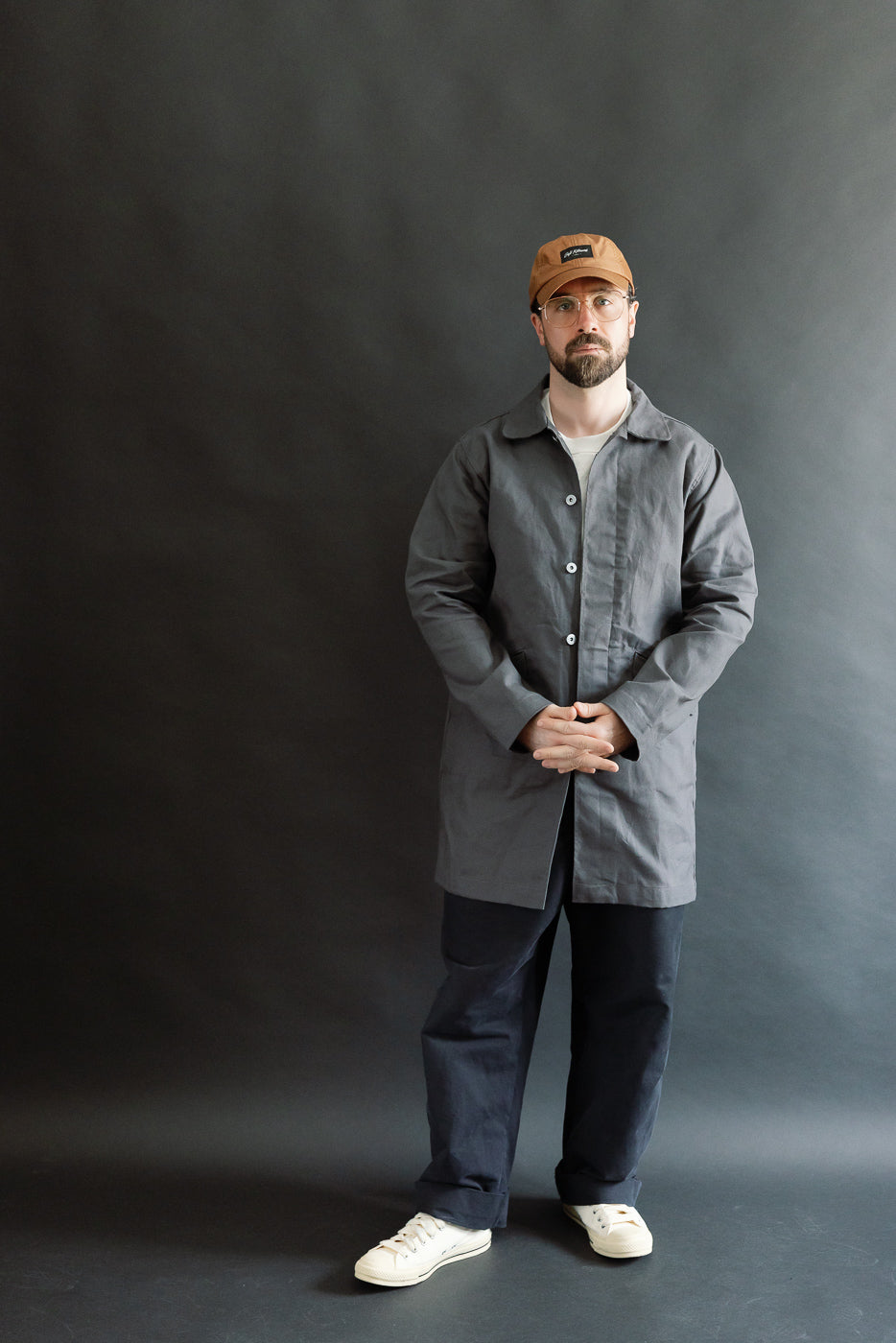 Full body front view of male model 5'9