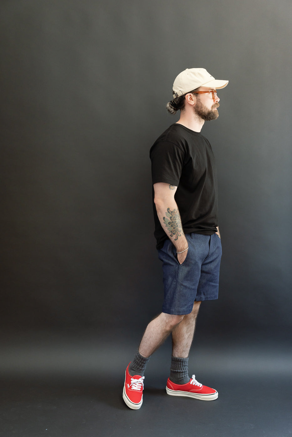 Male model, 5'9