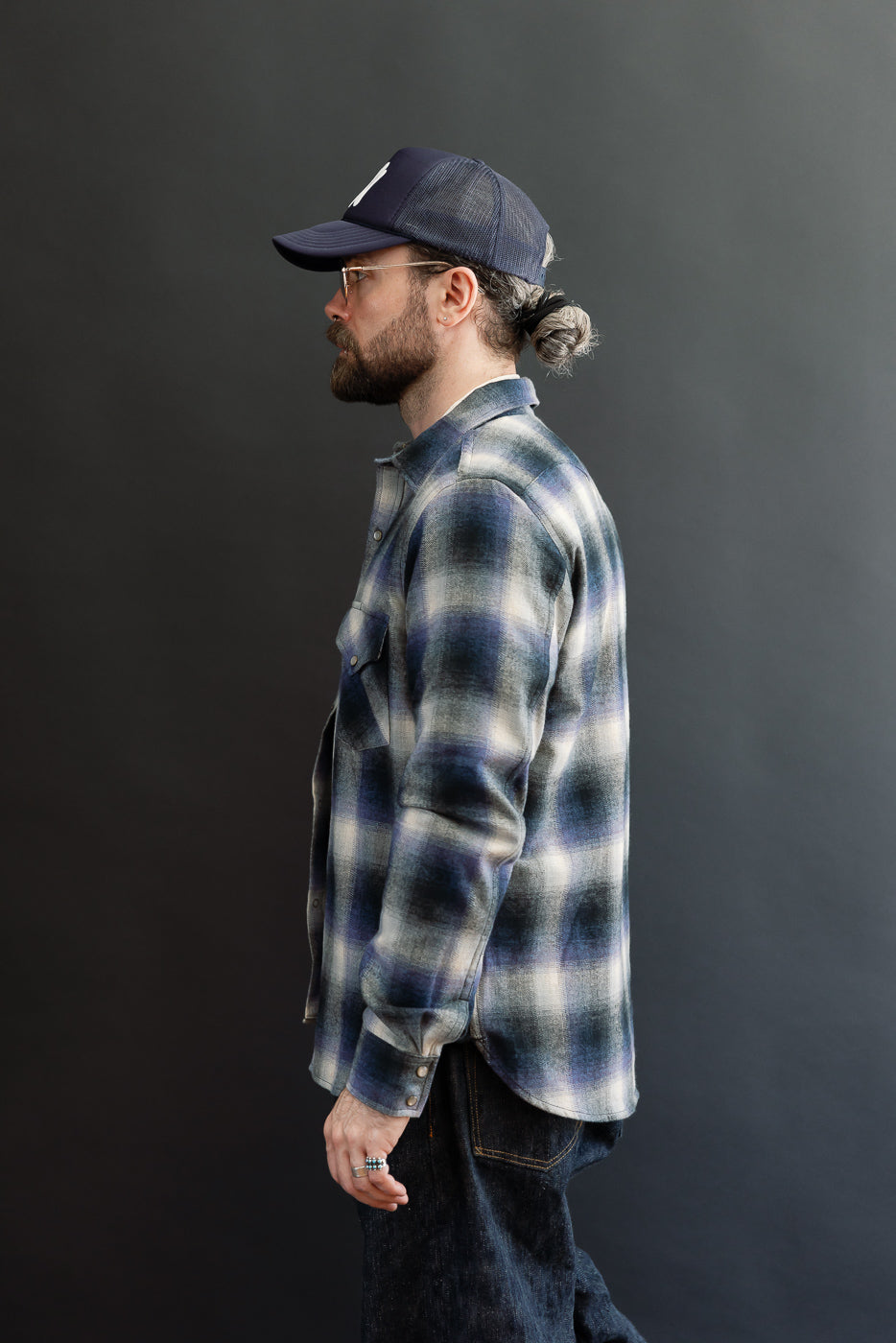 Side view of a 5'9