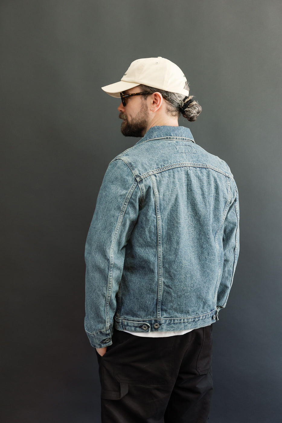 Male model 5'9
