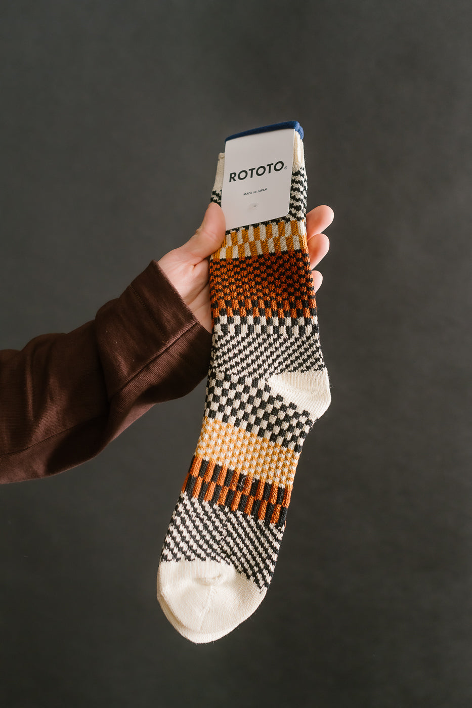 R1549 - Check & Step Crew Socks - Black