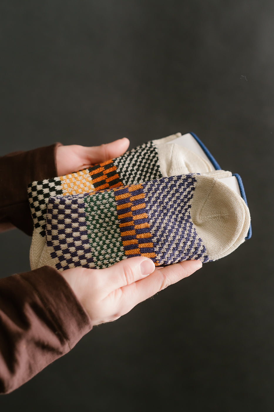R1549 - Check & Step Crew Socks - Black