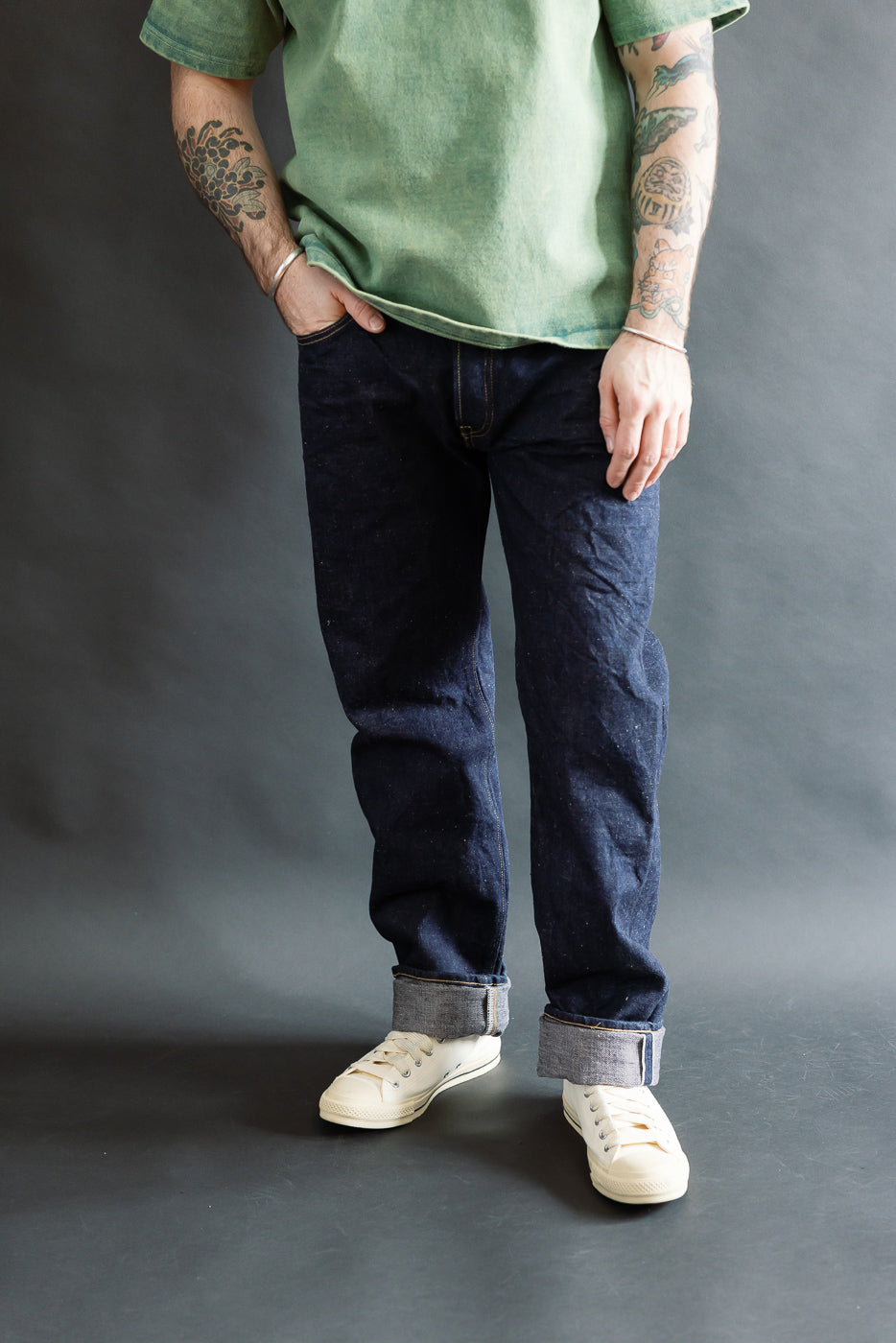 Front view, full body of male model 5'9