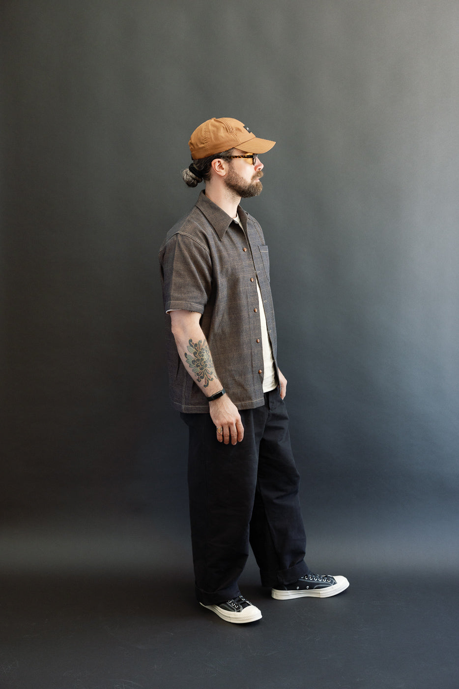 Male model, 5'9