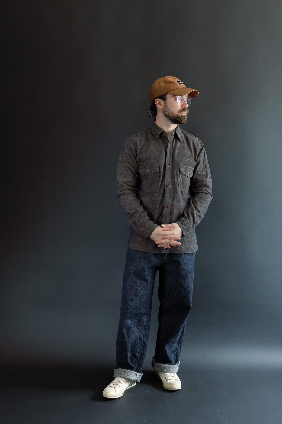 Full body front view of male model, 5'9