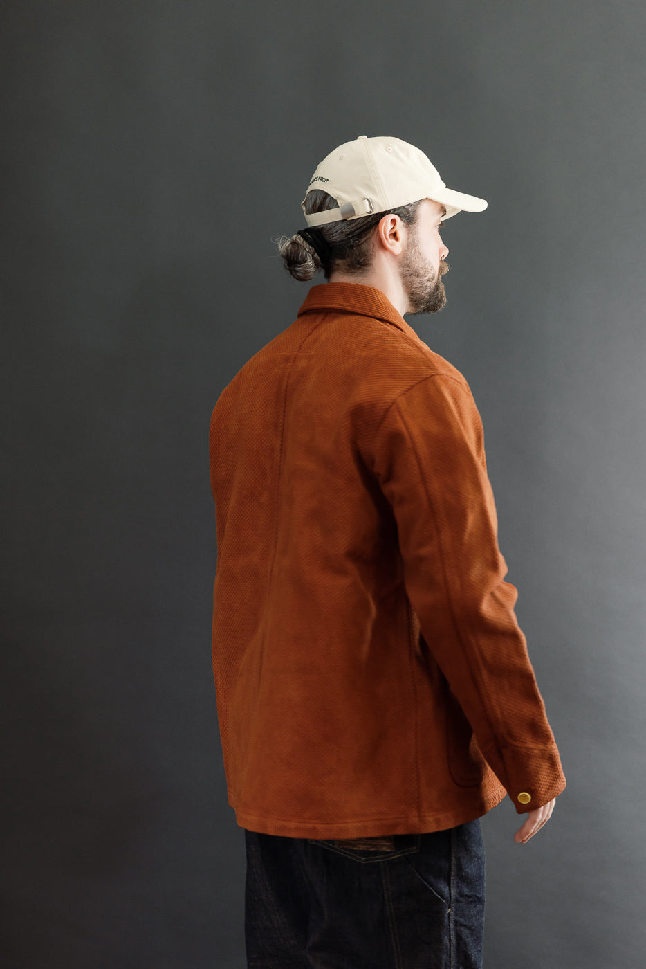 Back view of a 5'9