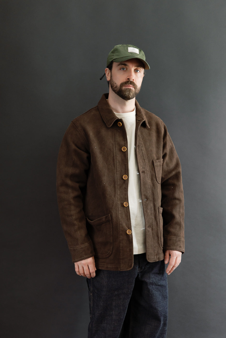 Full body front view of male model, 5'9