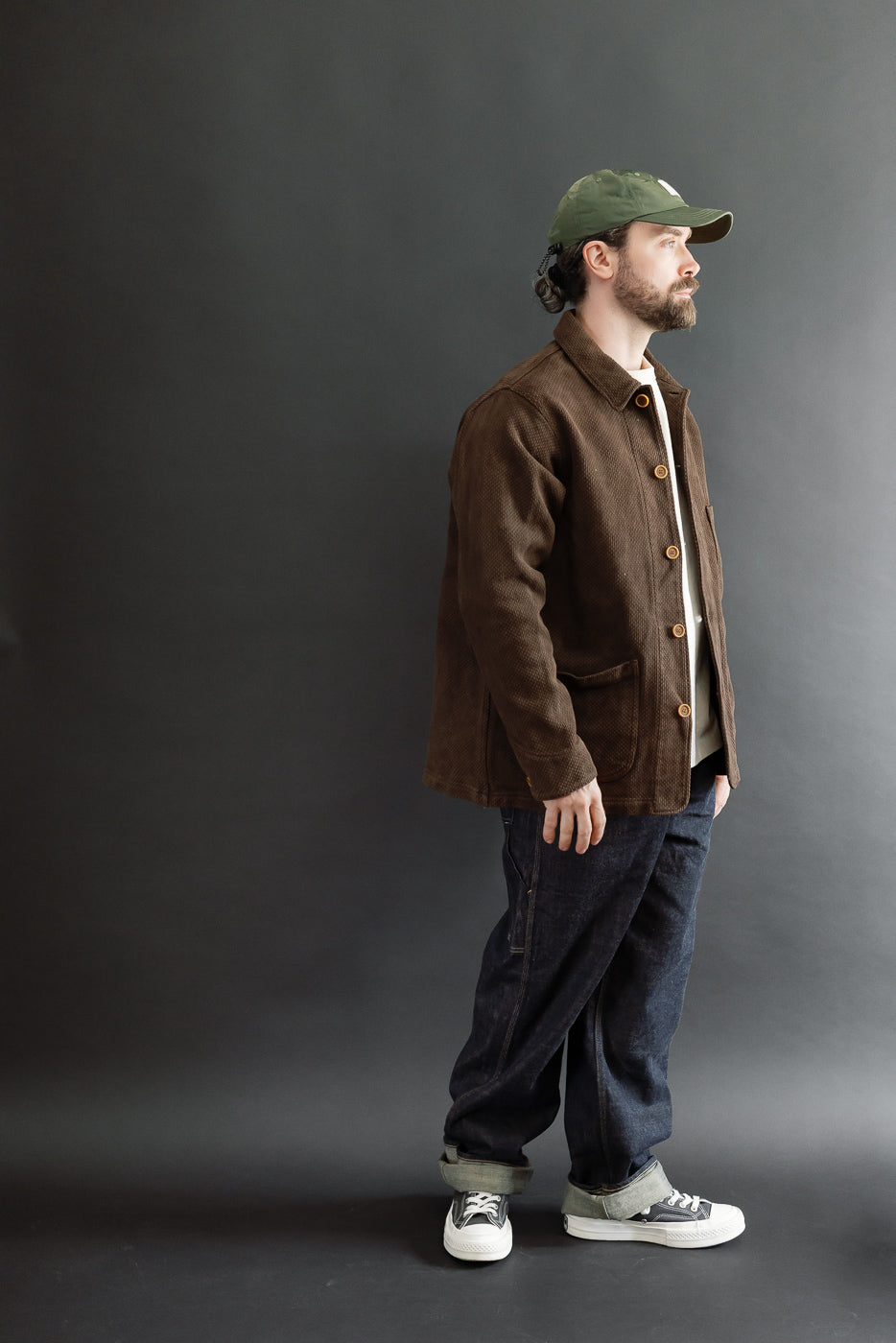 Full body side view of a 5'9