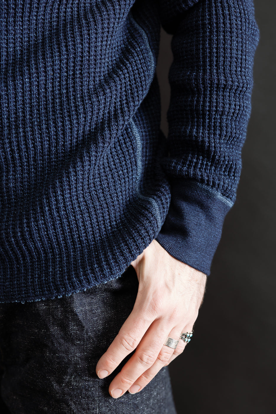 アパルトモン　Thermal Inner Knit　ネイビー　新品 Alpenglow #60224 in Knits