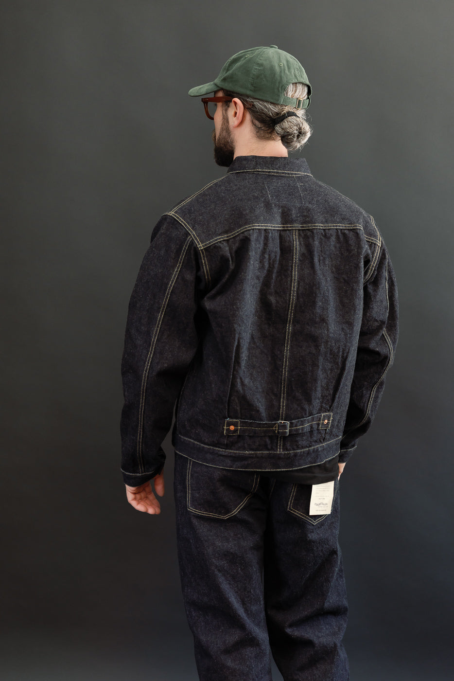 Male model, 5'9