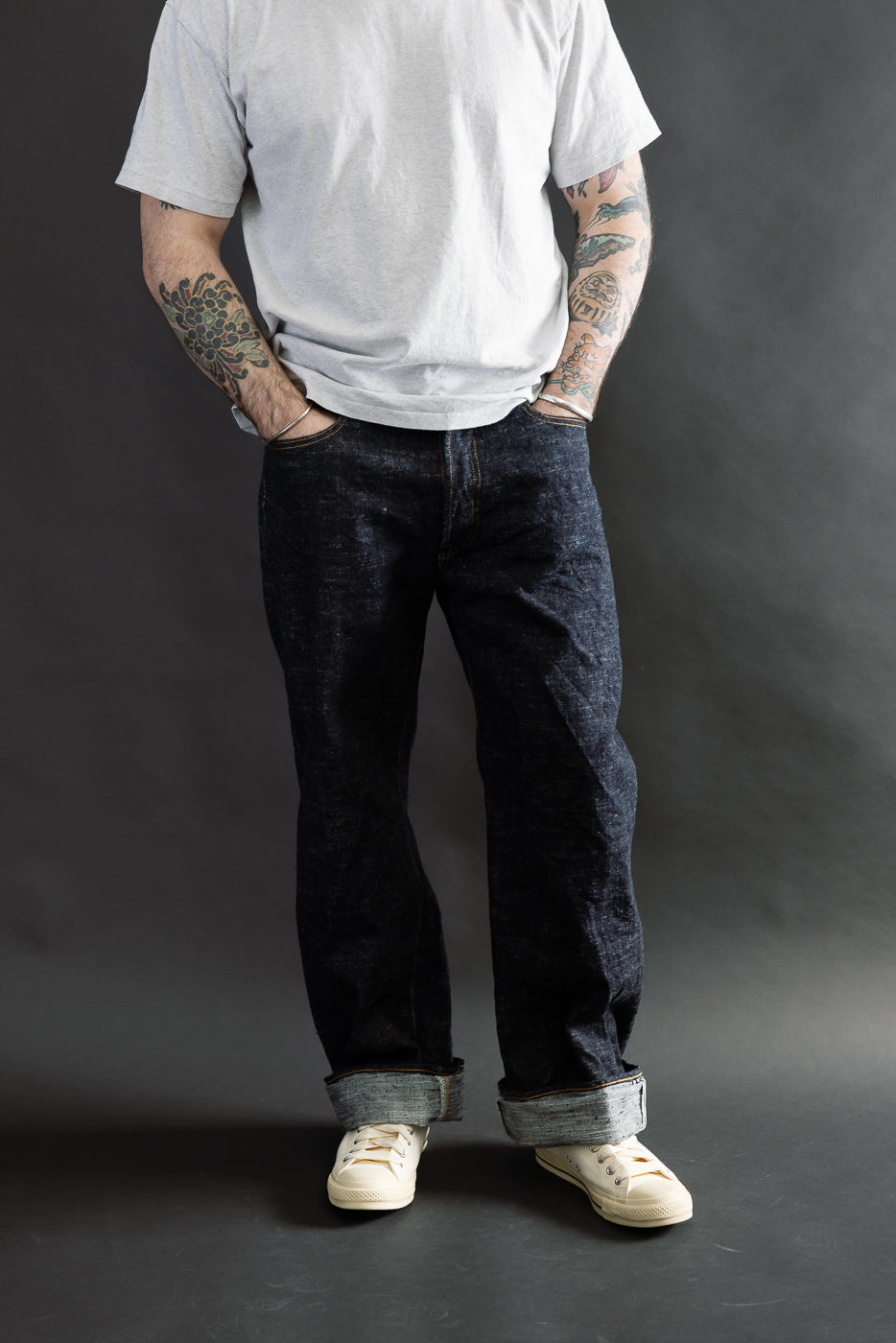 Full body front view of male model, 5'9