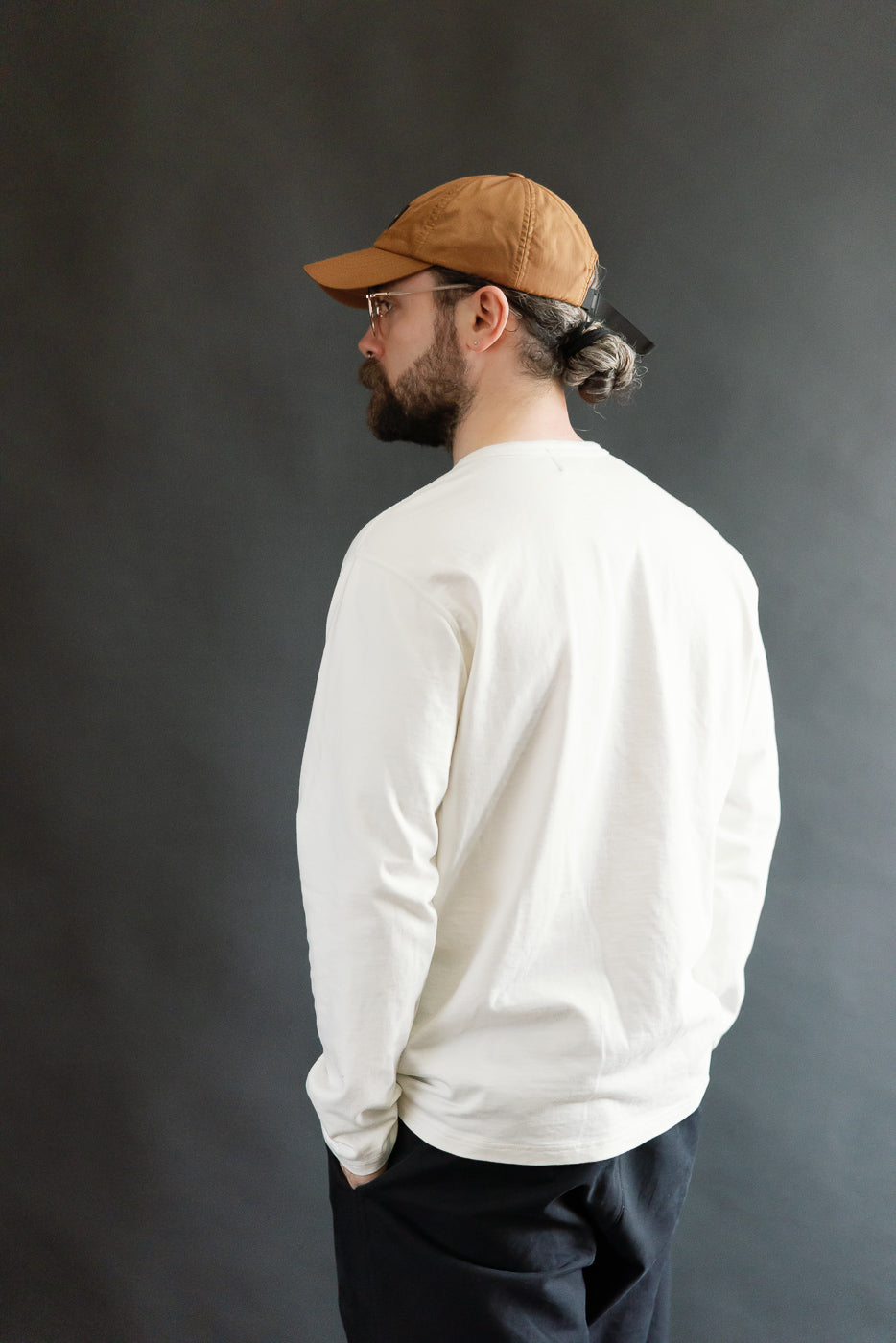 Back view of male model 5'9