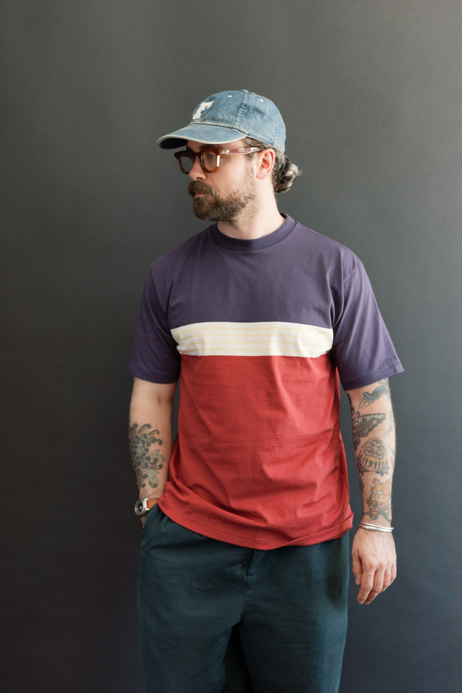 Full body front view of a male model, 5'9
