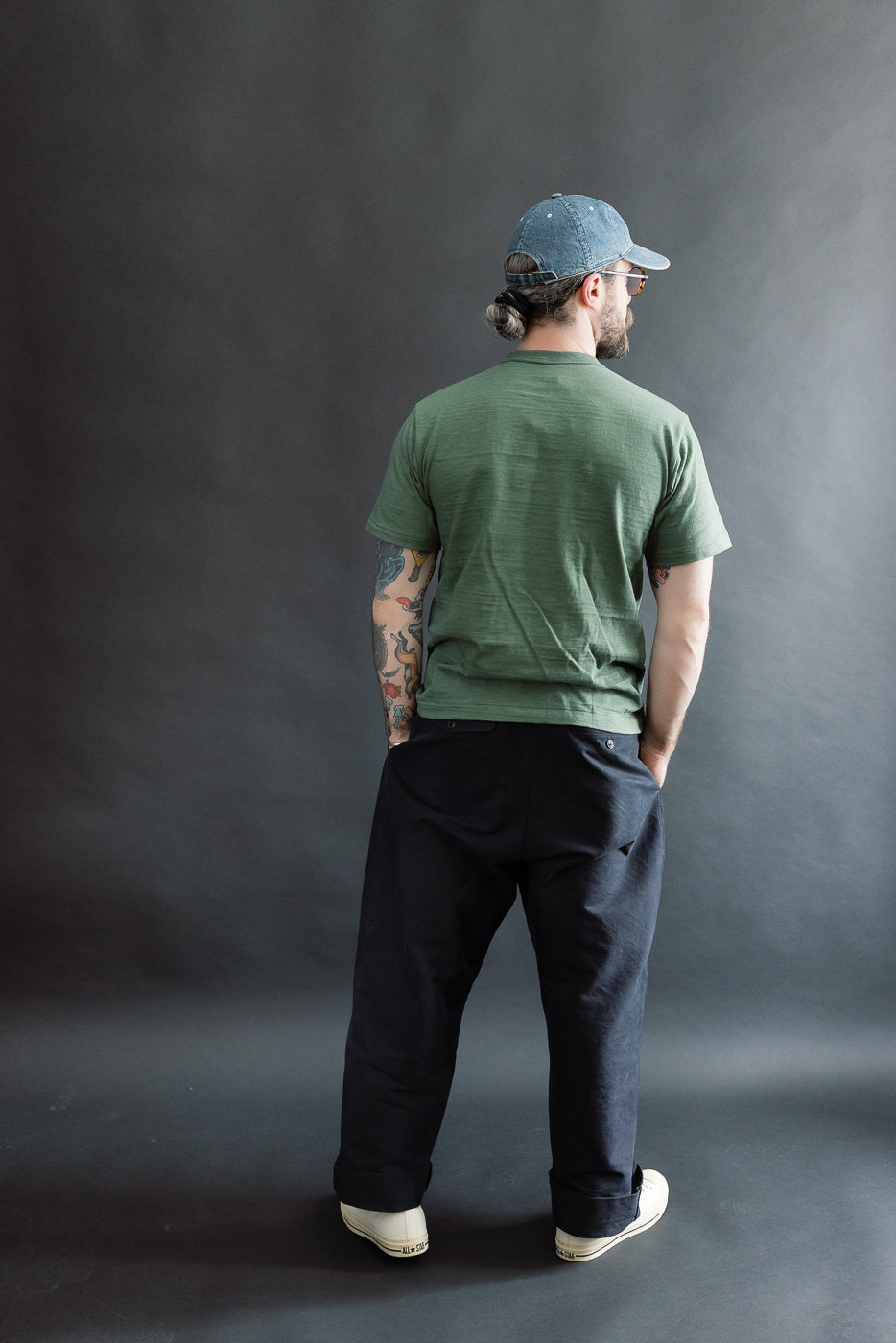 Full body, back view of a male model 5'9