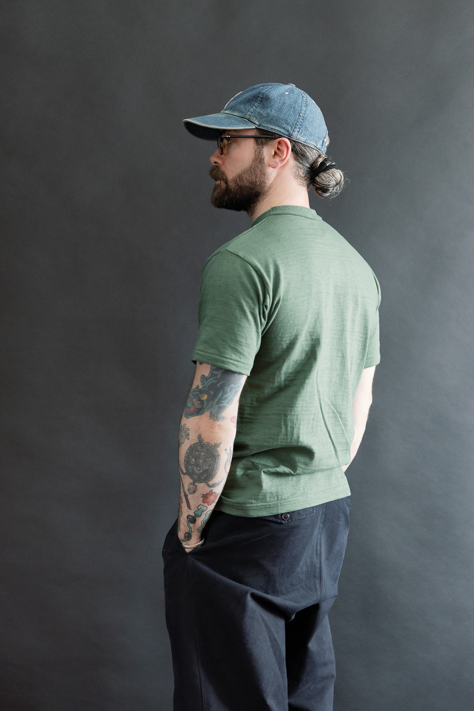 Male model 5'9