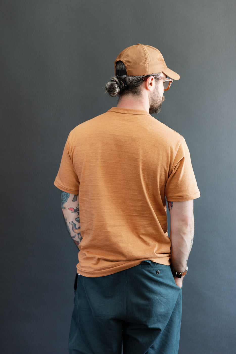 Back view of a 5'9