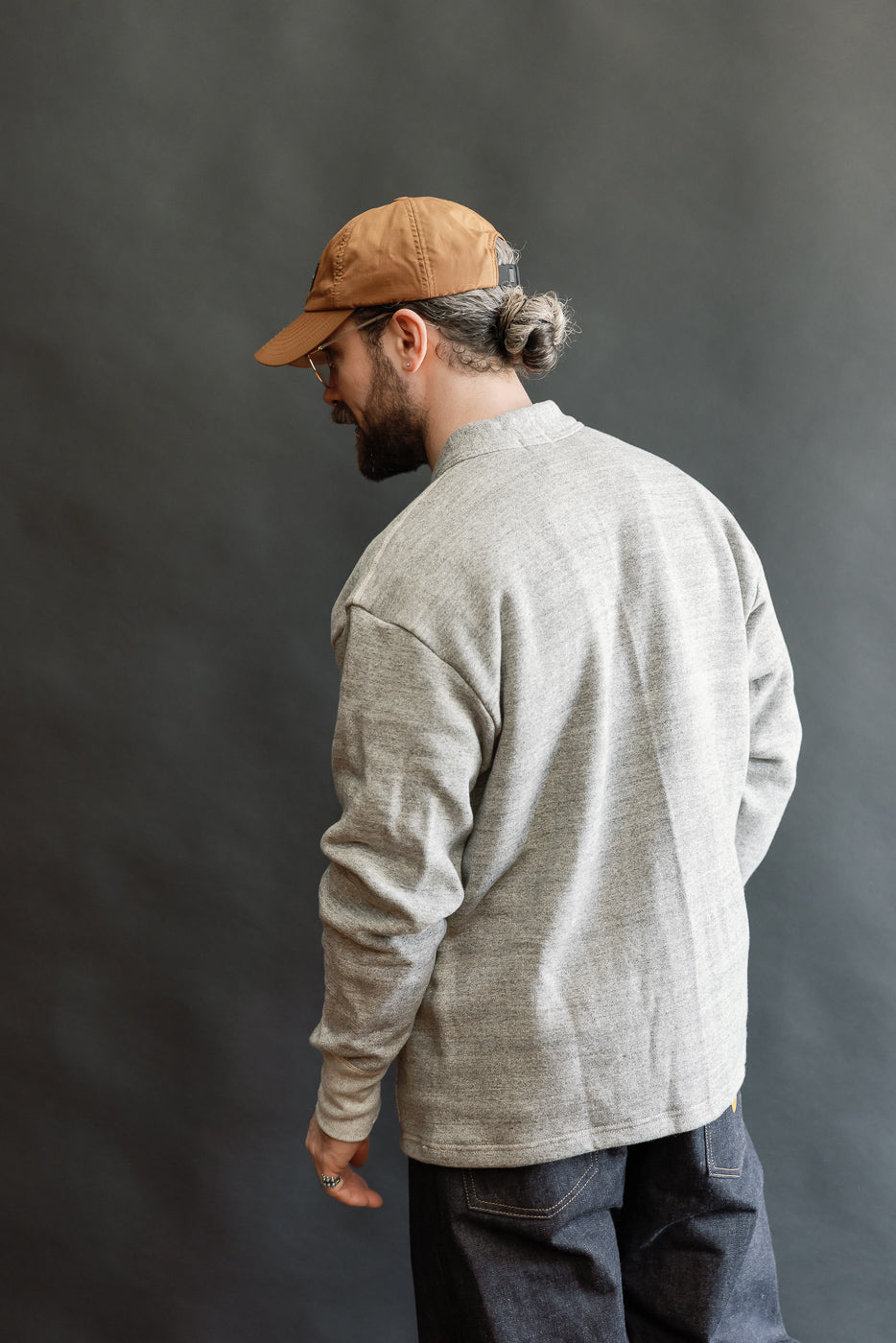 Male model 5'9