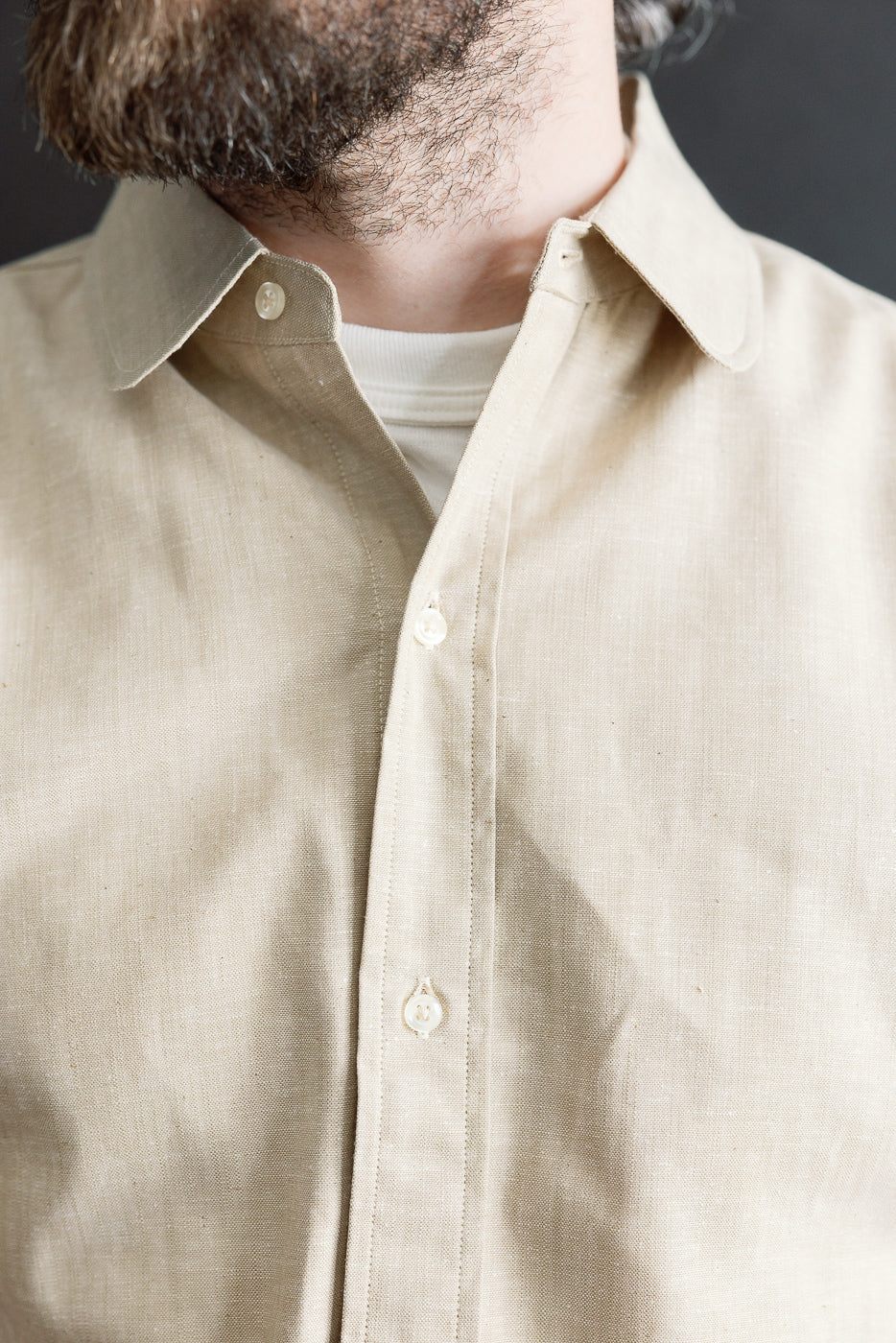 Close-up of male model, 5'9