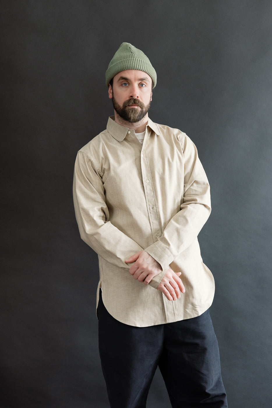 Front full body view of a male model 5'9