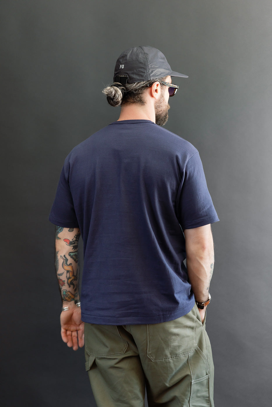 Back view of a 5'9