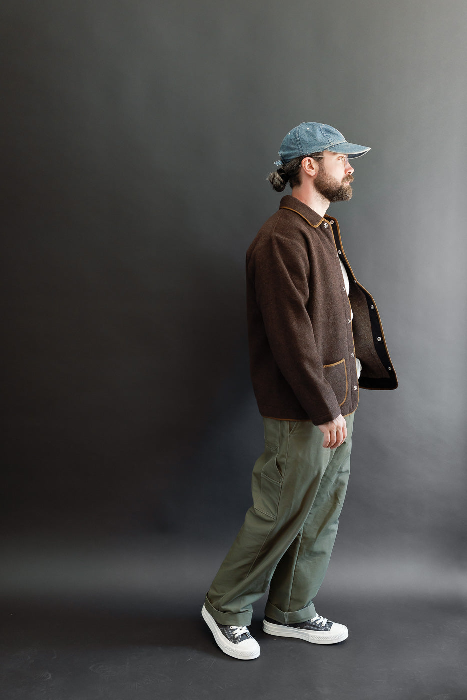 Side view full body of a 5'9