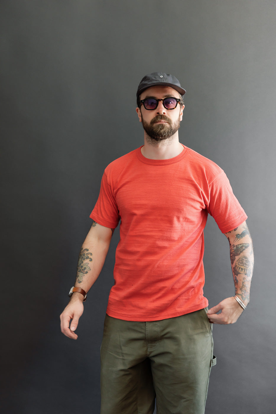 Full body front view of a male model (5'9
