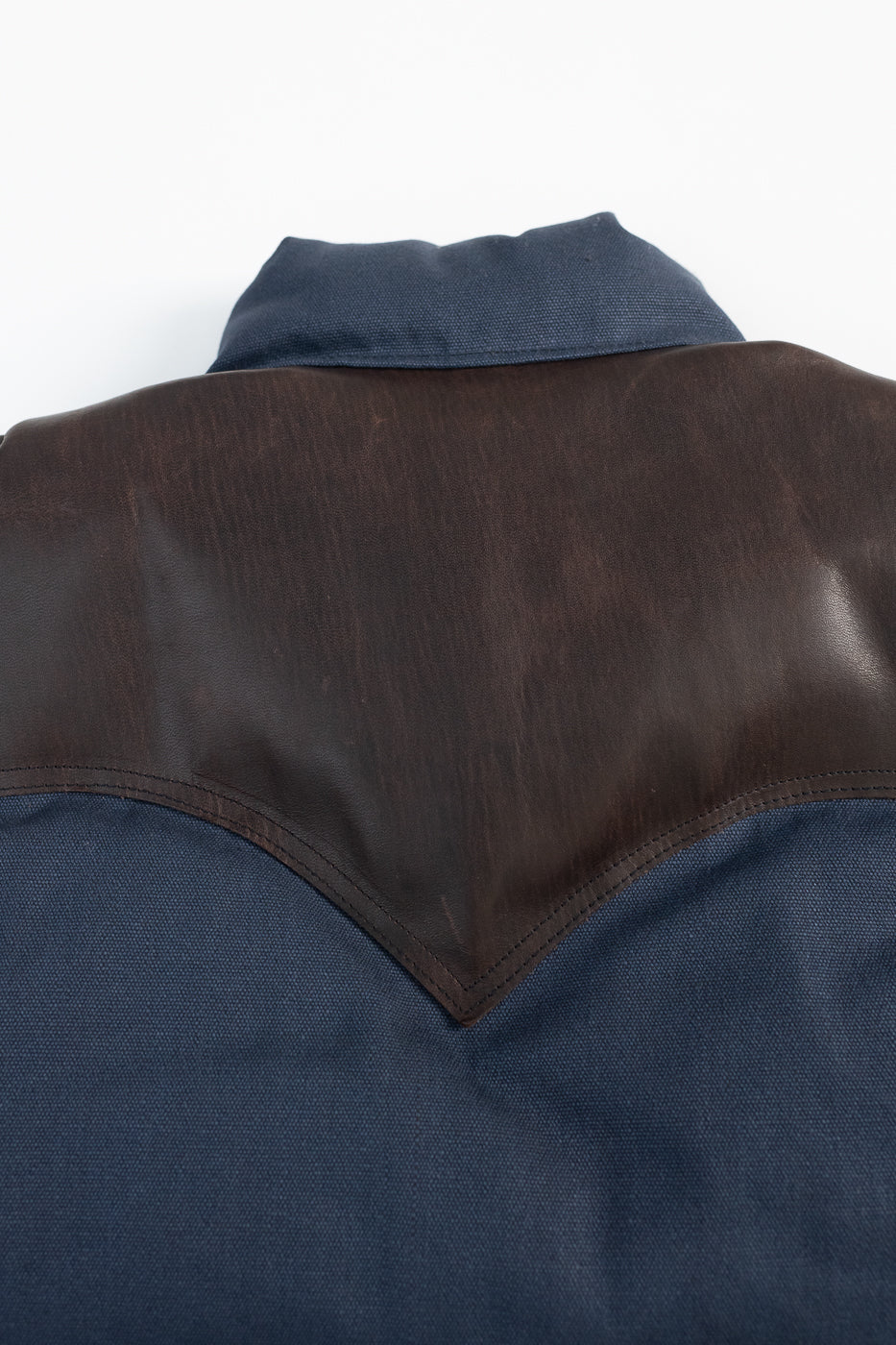 Lot 2223 - Rocky Mountain x Warehouse Canvas Down Vest - Navy
